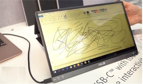華碩展示新款ZenScreen Go可移動(dòng)顯示屏 華碩展示新款ZenScreen Go可移動(dòng)顯示屏